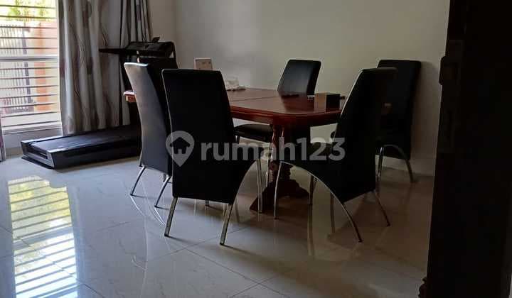 Rumah HGB di Pelangi Indah, Kelapa Gading - 4+1 KT