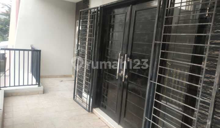 Nice 2-Story House in West Gading Elok - Kelapa Gading