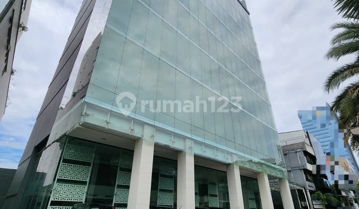 Jual gedung Kantor di Kebon sirih jakpus lokasi super strategis