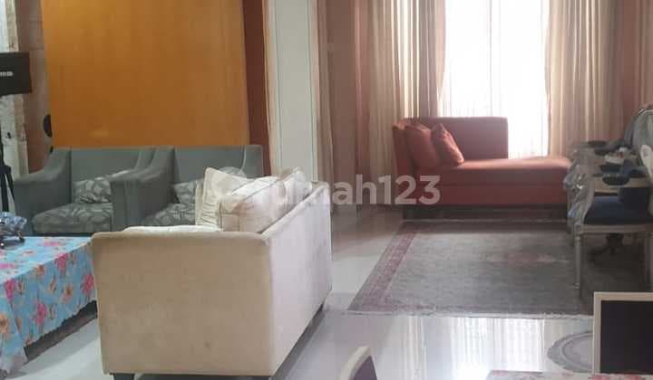 Rumah Jatiwaringin Siap Huni Rapi Terawat 2,5 Lantai Bekasi