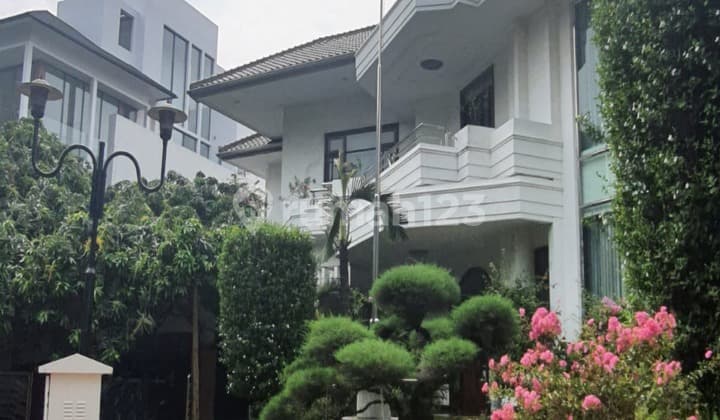 Hoek Kintamani BGV House Good Location Rare Negotiable