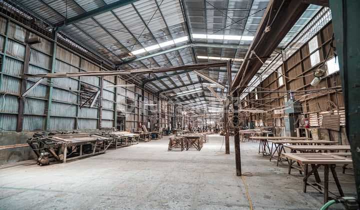 Pegangsaan Dua Warehouse Prime Rare Location Quick Sale