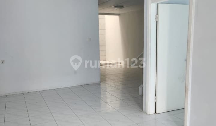 Disewakan rumah nyaman Dan baru renovasi siap huni janur asri kelapa gading