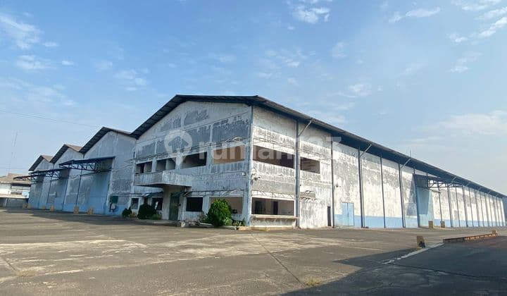 Dijual Cepat Gudang Bagus, Siap Pakai, di Jati Uwung