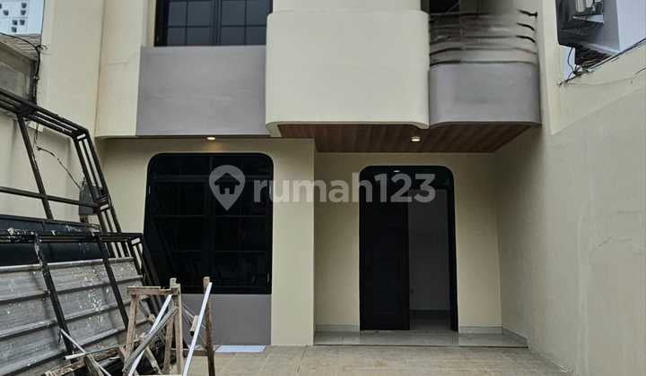 Rumah Brand New, Lingkungan Asri, Siap Huni, di Sektor 1 D Gading Serpong