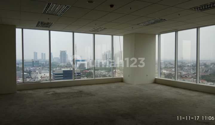 Disewakan Cepat Office Space Lantai Rendah Di Akr Tower Kebon Jeruk (wt)