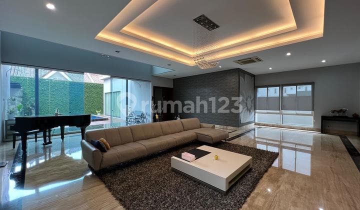 Dijual Rumah Mewah, Lingkungan Asri, Siap Huni, Di Boulevard Palem Raya (BPR) Karawaci