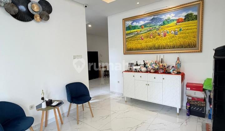 Dijual Rumah Alicante Lebar 10, Rapi,Siap Huni