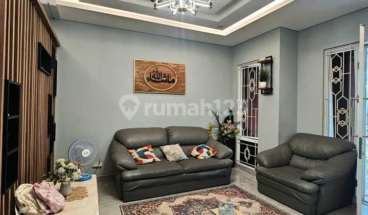 For Sale Neat & Ready to Occupy House in Mulbery Banjar Wijaya