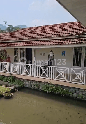 For Sale, Nice Villa in Puncak Near Taman Bunga Nusantara