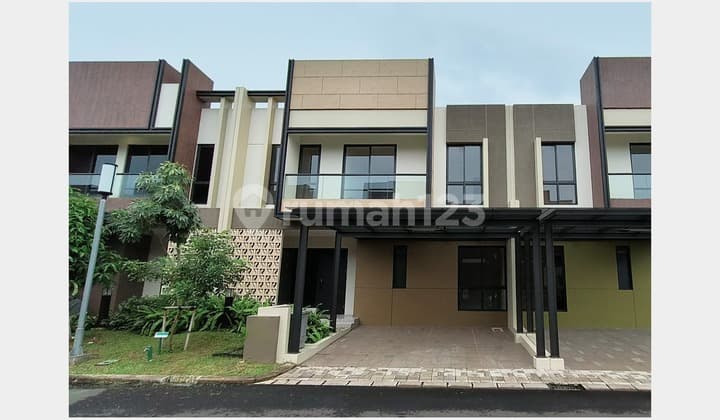 Rumah cantik bangunan baru, siap huni Lebar 9 di Cluster Carson Gading Serpong
