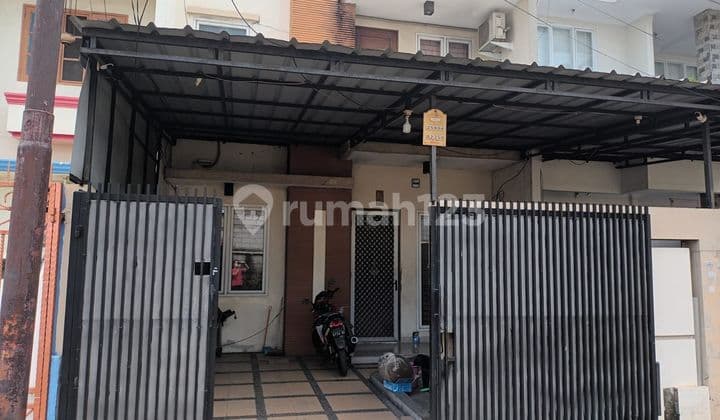 DIJUAL Rumah 2 lantai Tamam Palem Lestari. SIAP HUNI dan RAPI