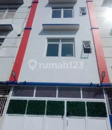 Kost Baru 4 Lantai Full Occupancy di Bandara City Mall, Tangerang