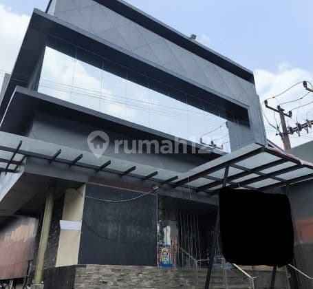 Dijual Gedung Hoek - Ex Dronk Bar Di Kemang Raya, Jakarta Selatan