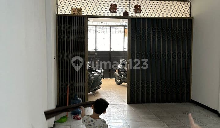Turun Harga ! Ruko 3,5 Lantai Di Jelambar Utama Sakti, Jakarta Barat