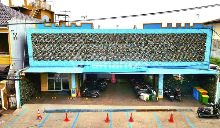 FOR SALE Active AIRY BUAH BATU LOGAM Hotel, Bandung. Strategic Location. 50 Rooms. Full Facilities.