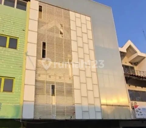 Hot Listing ! Ruko Gandeng 4 Lantai Di Daan Mogot Baru, Jakarta Barat