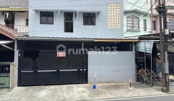 Rumah Kost 2 Lantai di Mandala - Tomang, Jakarta Barat