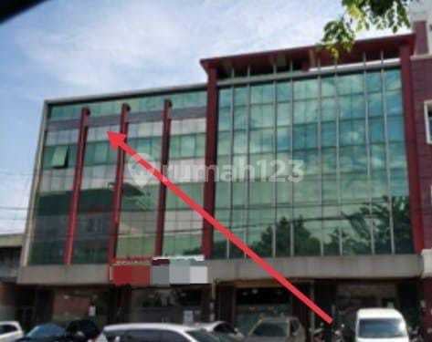 Ruko 3 Lantai di Kebayoran Lama, Jakarta Selatan Ruko 3 Lantai di Kebayoran Lama, Jakarta Selatan