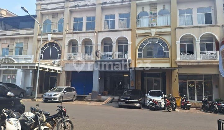 Ruko 2,5 Lantai Furnished di Grand Galaxy City Bekasi