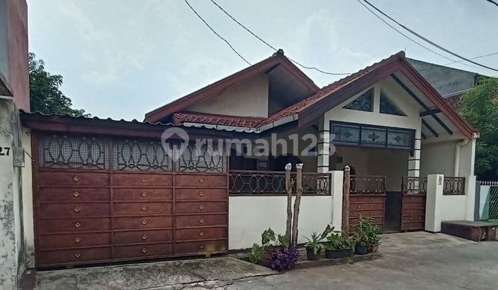 Rumah Terawat Luas Tanah 230m Di Komplek Pemda Blok A Jati Asih