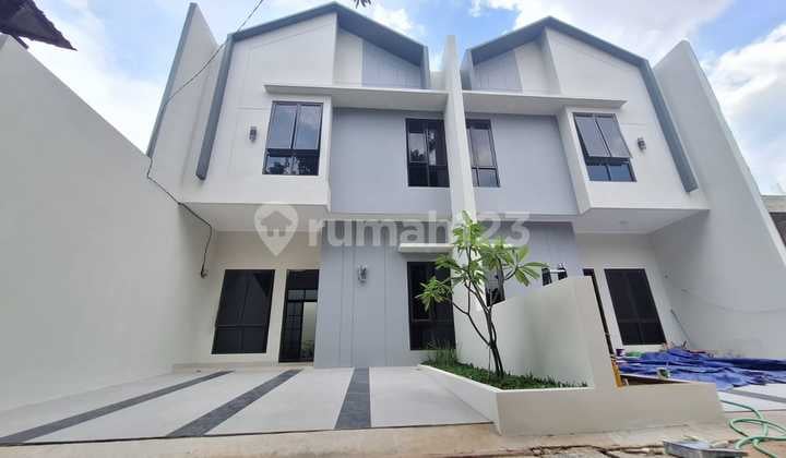 Rumah Baru Dlm Cluster Dkt ke Jalan Raya Jatiwaringin Bekasi