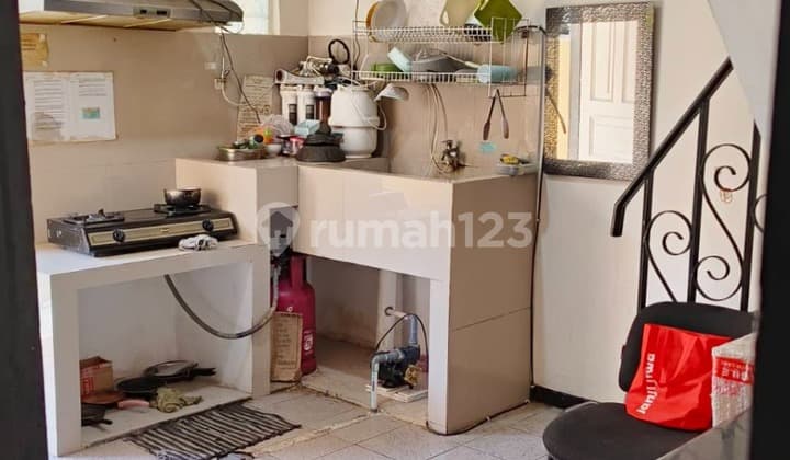 Quick Sale: Susilo's Boarding House in Grogol, West Jakarta