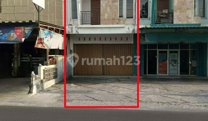 2-Storey Shop House in Business & Industrial Area