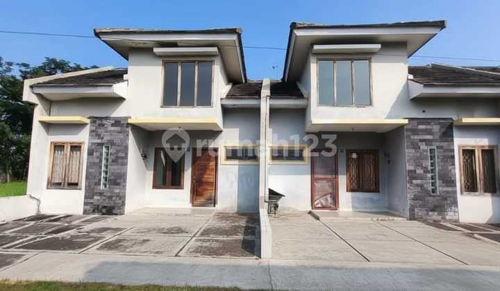 Rumah Siap Huni Di Cluster Grogol Dekat Solo Baru