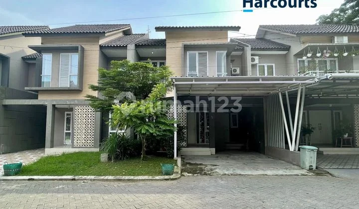 Rumah 2 Lantai Cluster Lingkungan Elite