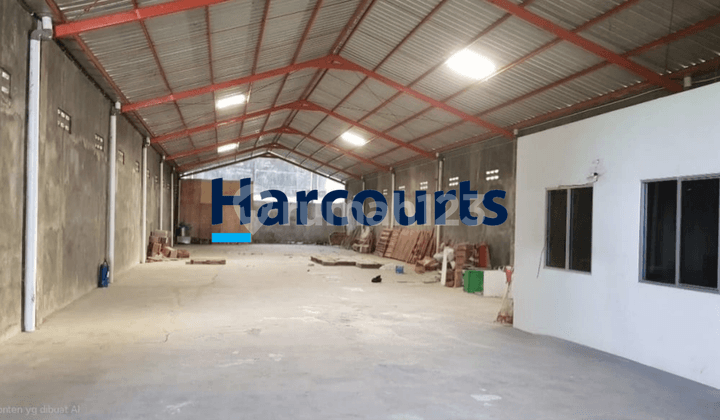 Gudang Siap Pakai, Pinggir Jalan Raya Provinsi di Sukoharjo