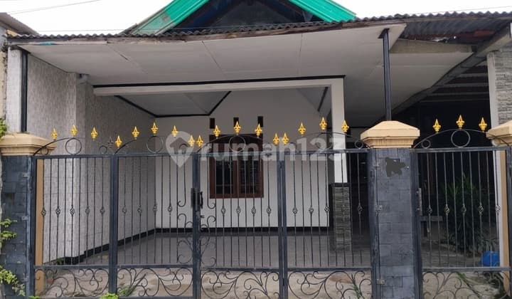 Rumah Bersih Terawat Siap Huni di Lingkungan Perumahan di Mojosongo, Solo