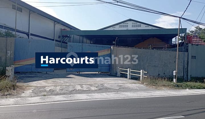 Gudang baru gress strategis (progress 95%) di kawasan pergudangan