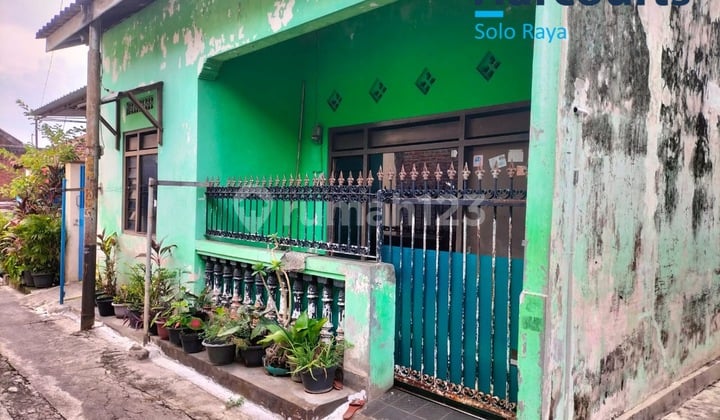 Rumah Hitung Tanah Strategis Di Salah Satu Pusat Bisnis & Kuliner