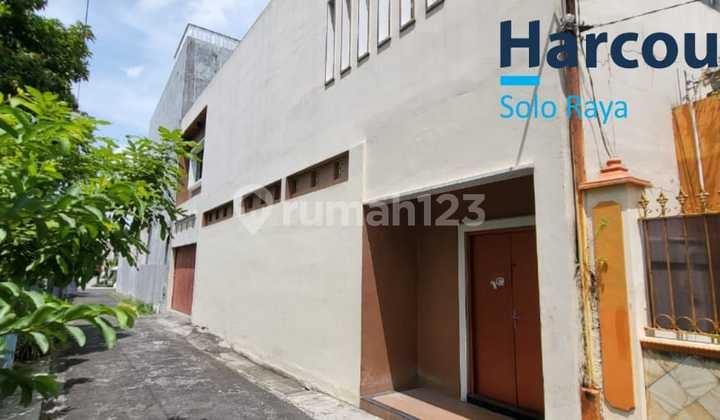 Good Clean Maintained 2-Story House in the City Center of Banjarsari, Solo