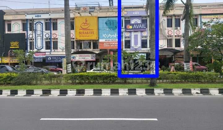 Ruko Di Pusat Bisnis Dan Perkantoran Solo Baru