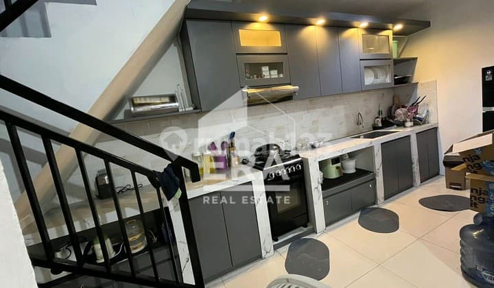 Rumah cantik brand new sektor 2 Bintaro