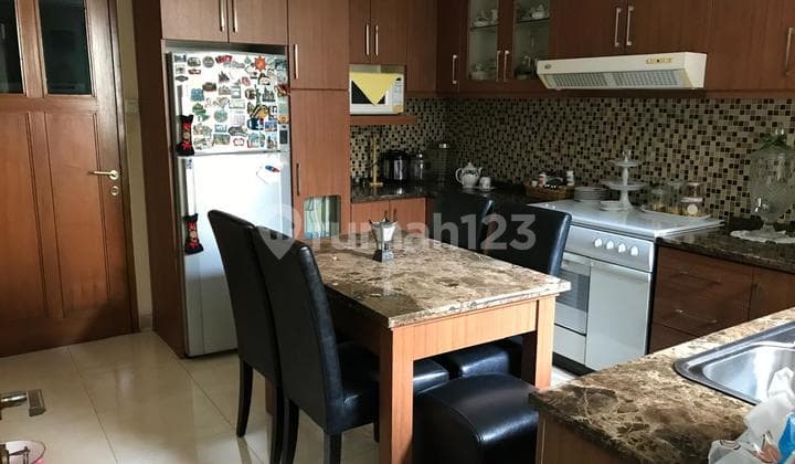 Ready-to-Live House in Bintaro