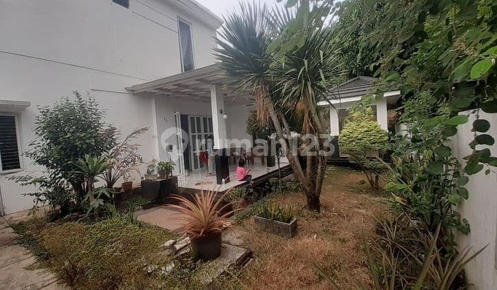 Rumah Hook Dlm Cluster di Depok City Luas Apik semi Furnish