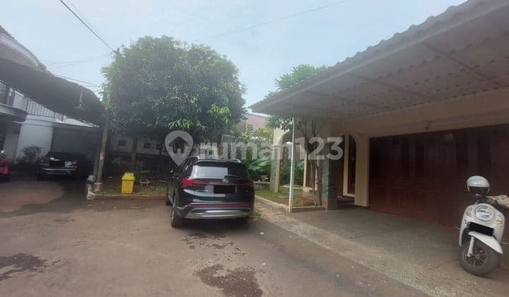 Rumah Exclusive Dlm Komplek Di Ciracas Jaktim