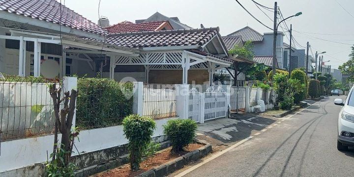 Rumah Dalam Komplek Di Curug Pondok Kelapa Jakarta Timur