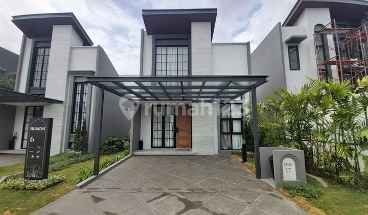 Rumah Mewah Design American Classic Dlm Perumahan Tetnamaic 2 Lt Di Bekasi Kota