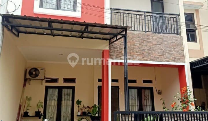 Rumah, 2 Lantai,Di Jagakarsa Siap Huni Murah Bagus