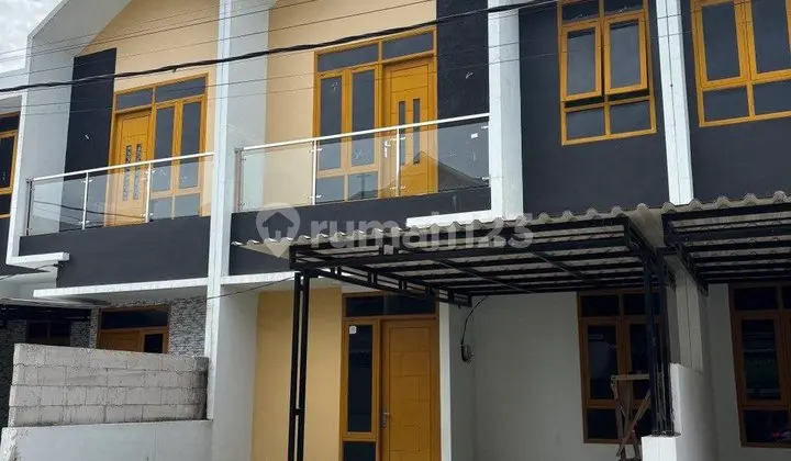 2-Story House in a Strategic Location Within a Cluster