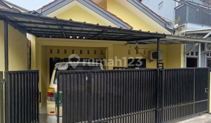 Rumah LT 110 Hadap Utara 4 Menit ke The Park Sawangan Siap KPR J-46175