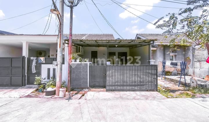 Rumah Hadap Selatan 10 menit ke RSUD Depok Timur Dibantu KPR J-37770