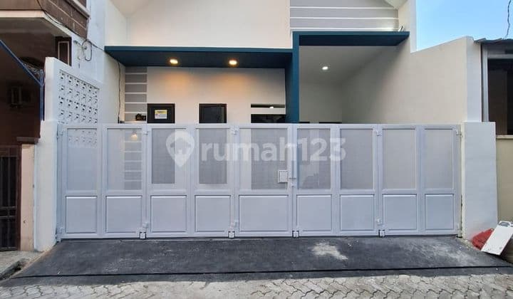 Rumah Cantik 1 Lt 8 menit ke Summarecon Mall Bekasi Siap KPR J38080