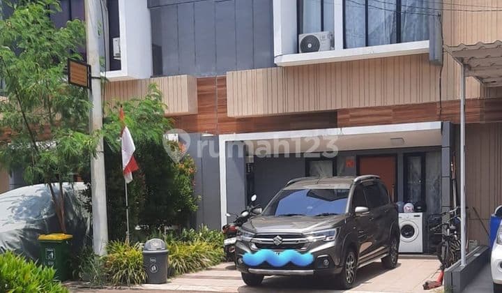 Rumah Hadap Utara 12 Menit ke The Park Sawangan Siap KPR J-39641