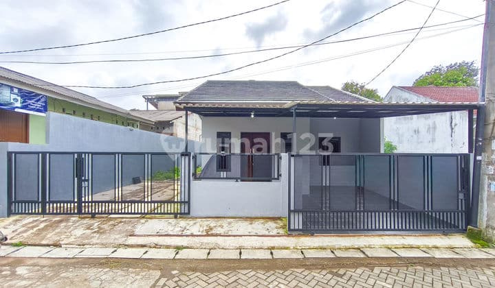 Rumah SHM Luas 8 Menit ke Stasiun Cisauk Siap KPR J-38210