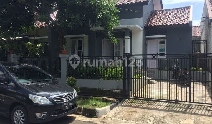 Rumah 1 Lt Asri 10 Menit ke Stasiun Depok Baru LT 180 Siap Huni J15812